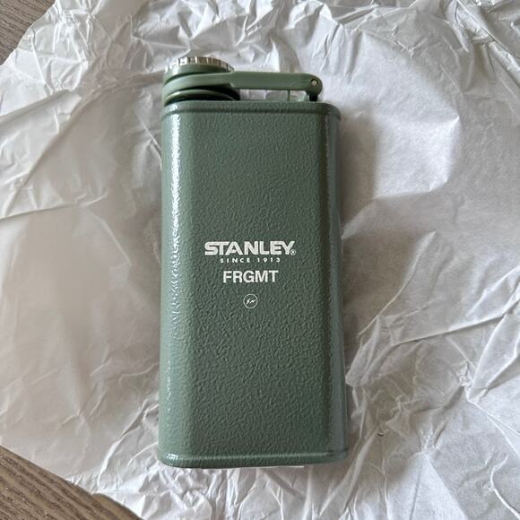 STANLEY x FRGMT Classic Flask 8oz Collab Limited Edition Green Wide Mouth - NIB - Picture 4 of 10
